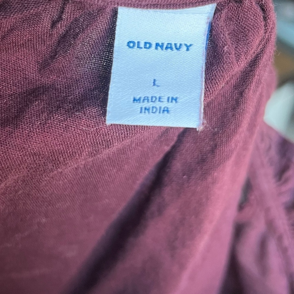 Old Navy Maroon Blouse with Ruffle Details - Picture 6 of 6